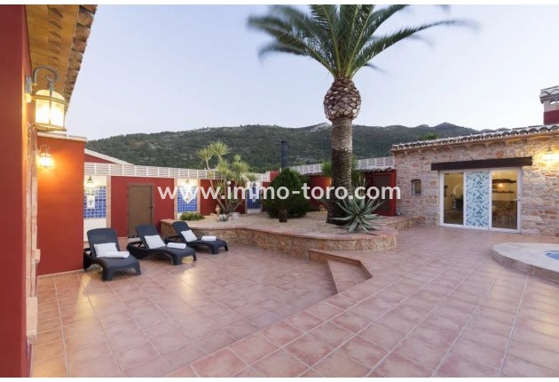 Venta - Villa / Chalet - Jalon - Jalón