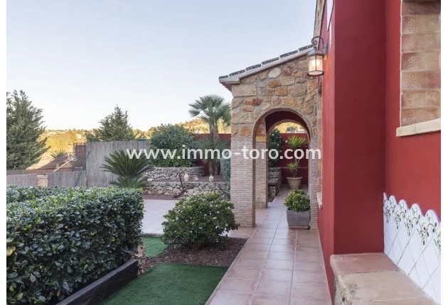 Venta - Villa / Chalet - Jalon - Jalón