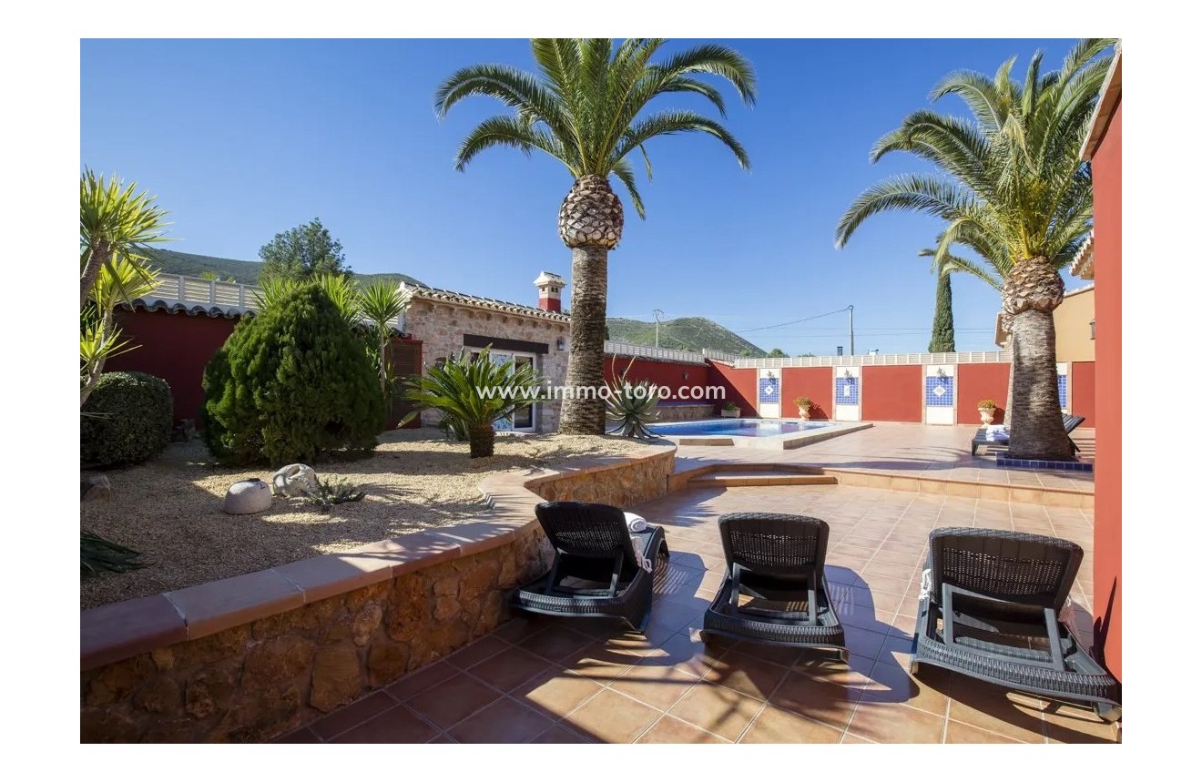 Venta - Villa / Chalet - Jalon - Jalón