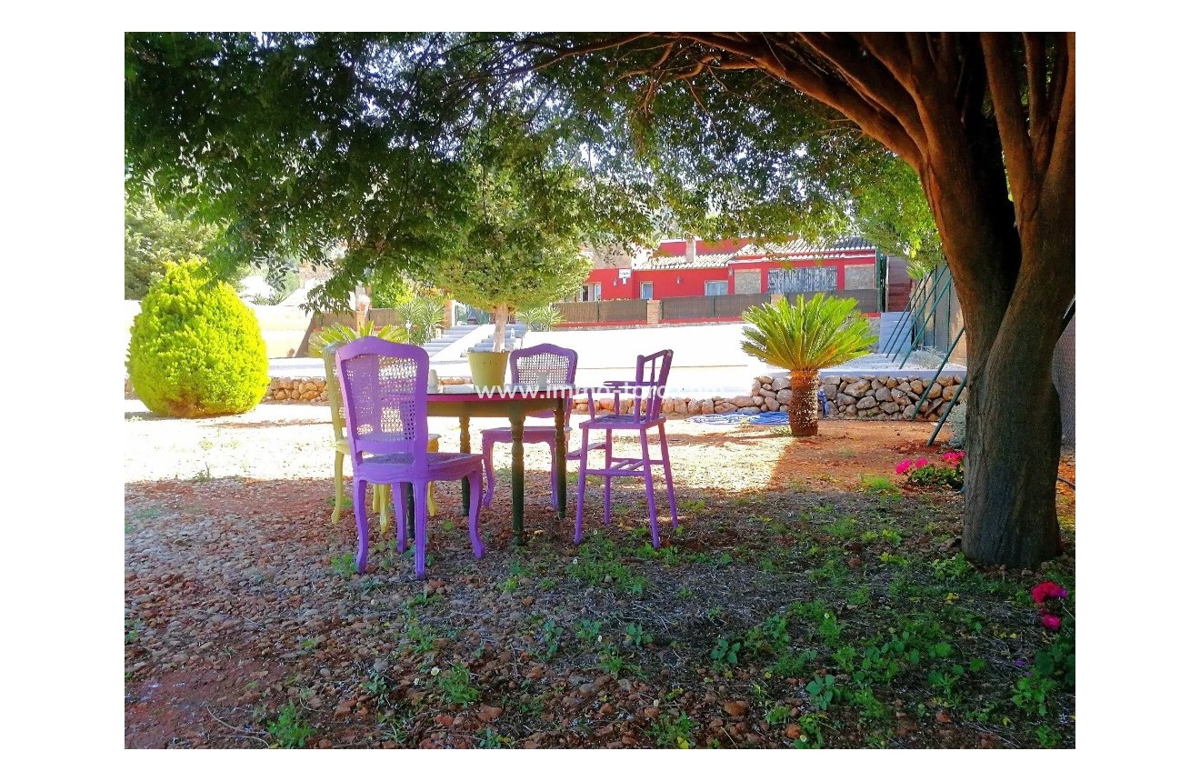 Venta - Villa / Chalet - Jalon - Jalón