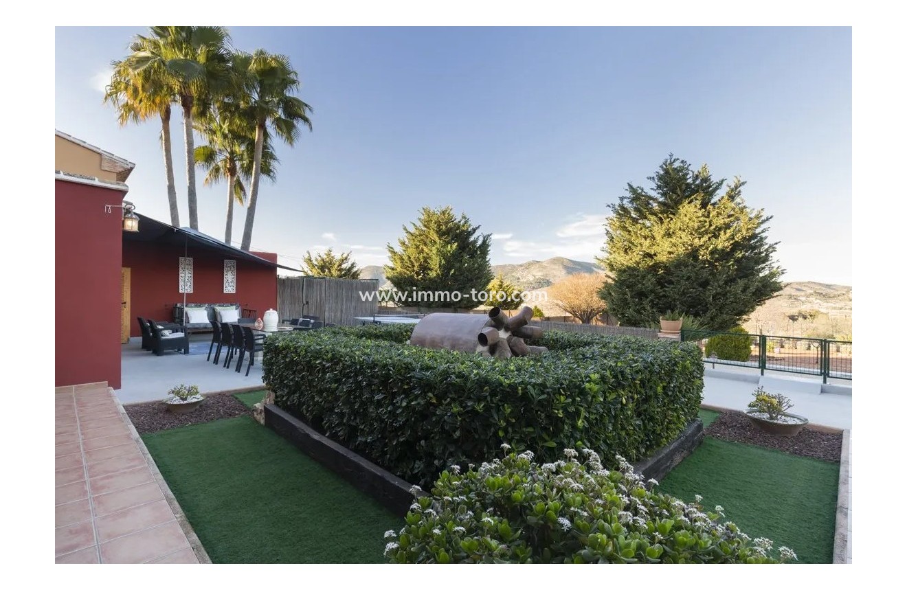 Venta - Villa / Chalet - Jalon - Jalón