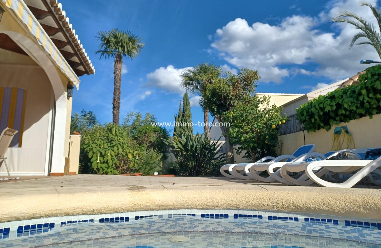 Herverkoop - Villa - Orba