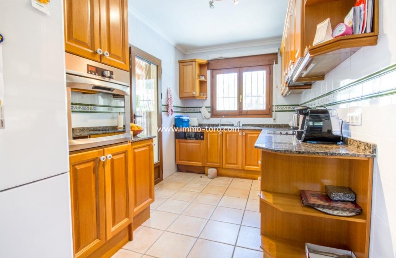 Herverkoop - Villa - Orba