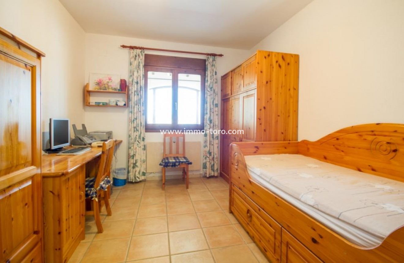 Herverkoop - Villa - Orba