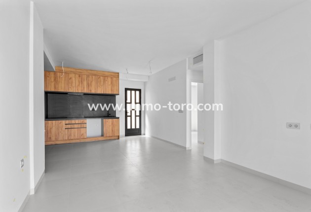 Resale - 1. Apartment / flat - San Miguel de Salinas - Costa Blanca South