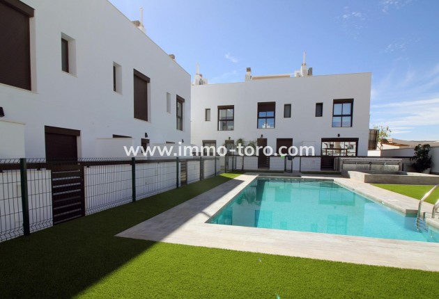 New Build - Detached house / Townhouse - Pilar de la Horadada - El Pilar de la Horadada