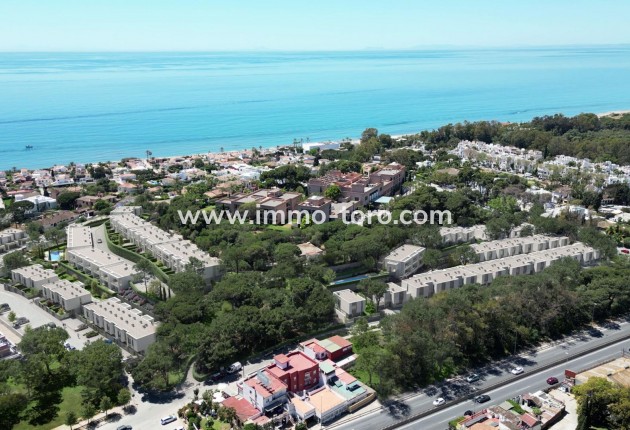 New Build - Detached house / Townhouse - Marbella - Las Chapas - Alicate Playa