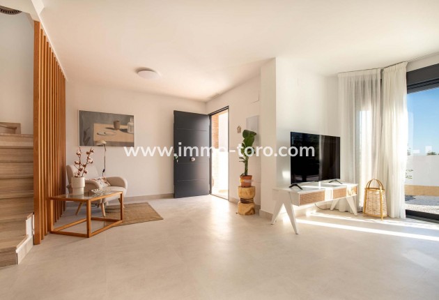 New Build - Apartment - Cox - San Fernando