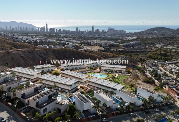 Nueva construcción  - Adosado - Finestrat