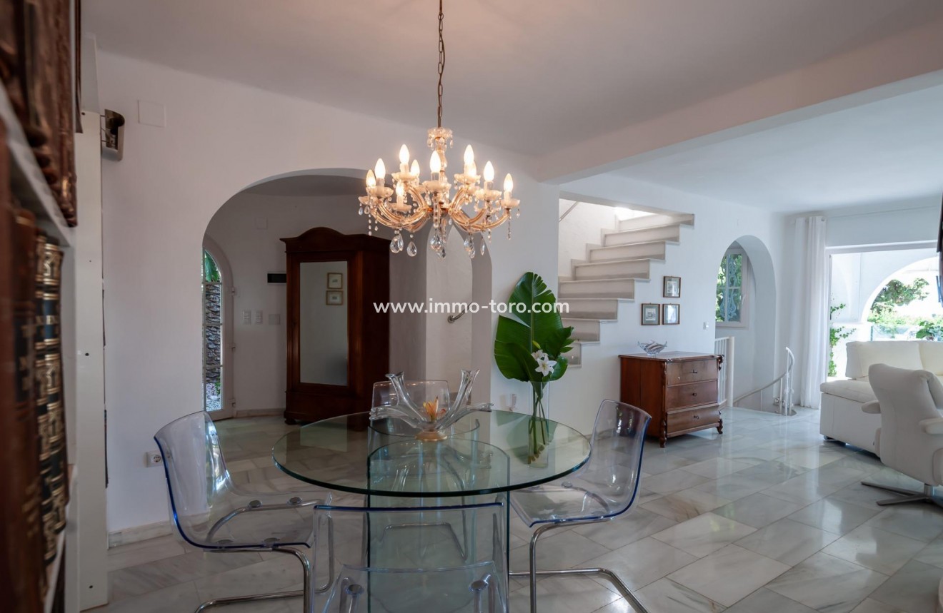 Resale - Villa - Calpe - La Canuta