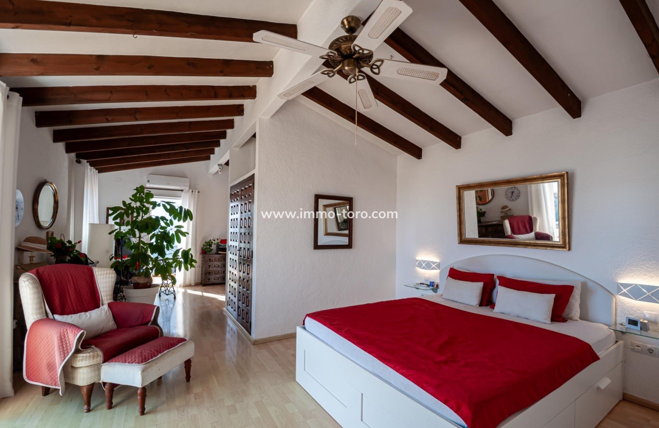 Resale - Villa - Calpe - La Canuta