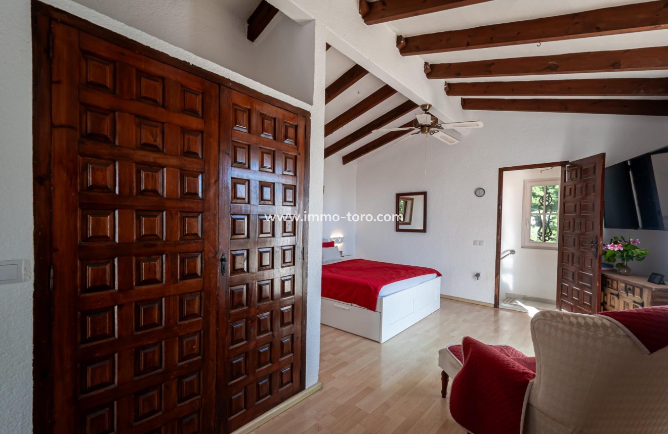 Resale - Villa - Calpe - La Canuta