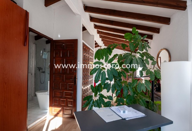 Resale - Villa - Calpe - La Canuta