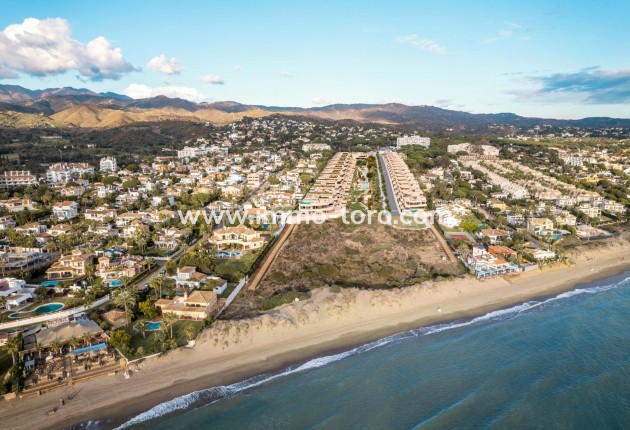 New Build - Detached house / Townhouse - Marbella - Las Chapas