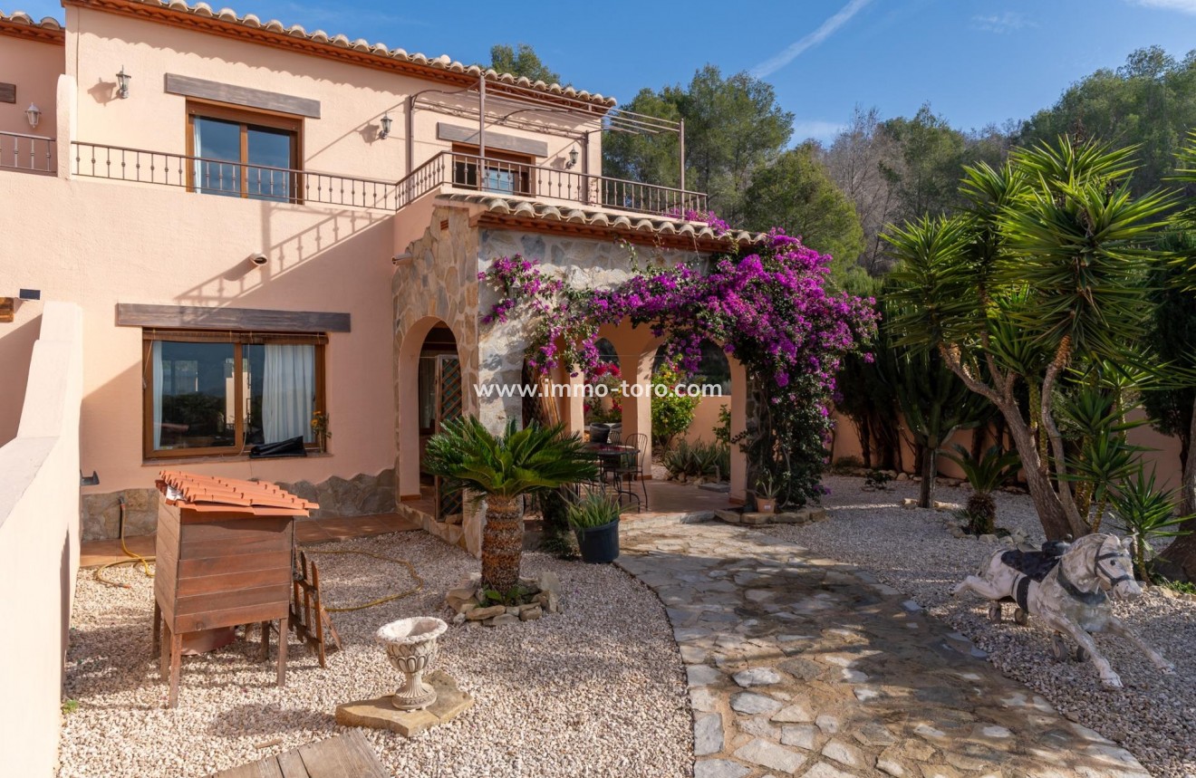 Herverkoop - Semi - Calpe - Cometa-Carrió