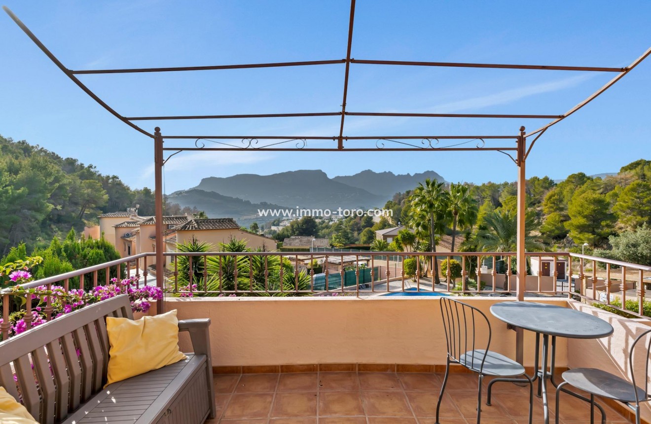 Herverkoop - Semi - Calpe - Cometa-Carrió