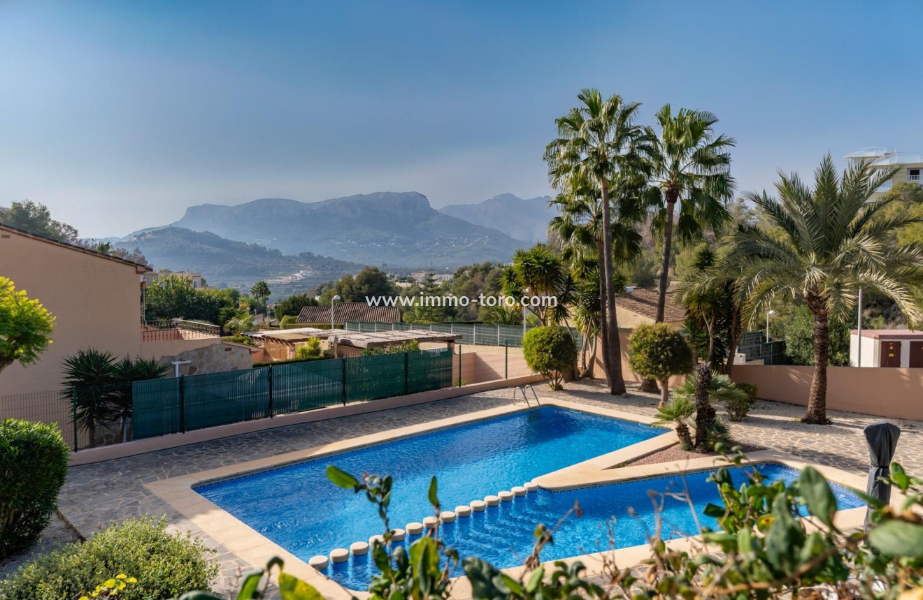 Herverkoop - Semi - Calpe - Cometa-Carrió