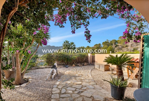 Herverkoop - Semi - Calpe - Cometa-Carrió