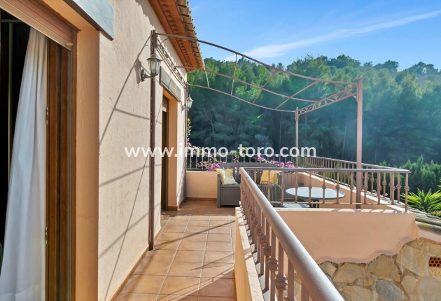 Herverkoop - Semi - Calpe - Cometa-Carrió