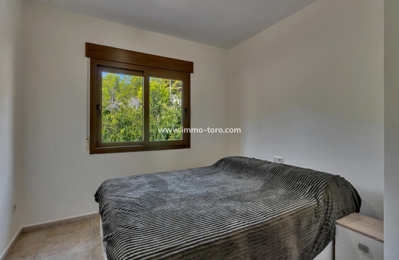 Herverkoop - Semi - Calpe - Cometa-Carrió