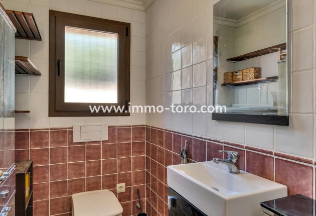 Herverkoop - Semi - Calpe - Cometa-Carrió