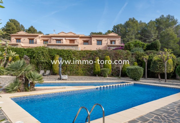 Herverkoop - Semi - Calpe - Cometa-Carrió