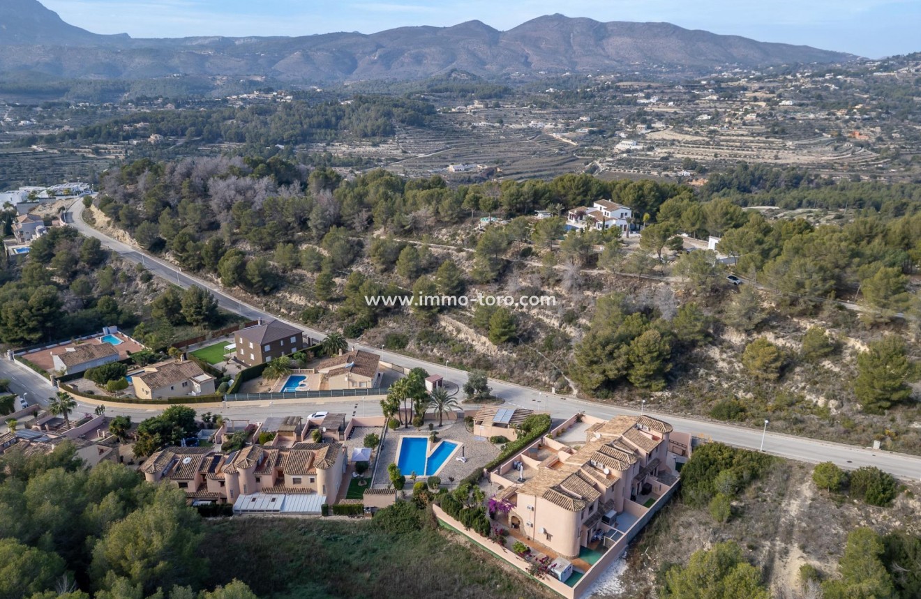 Herverkoop - Semi - Calpe - Cometa-Carrió