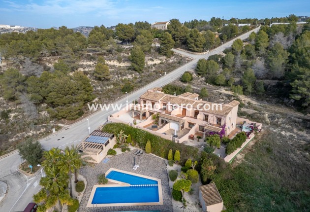 Herverkoop - Semi - Calpe - Cometa-Carrió