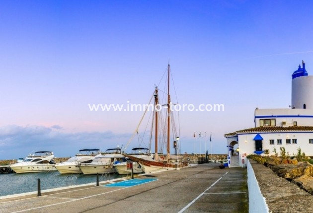 New Build - Detached house / Townhouse - Manilva - Punta chullera