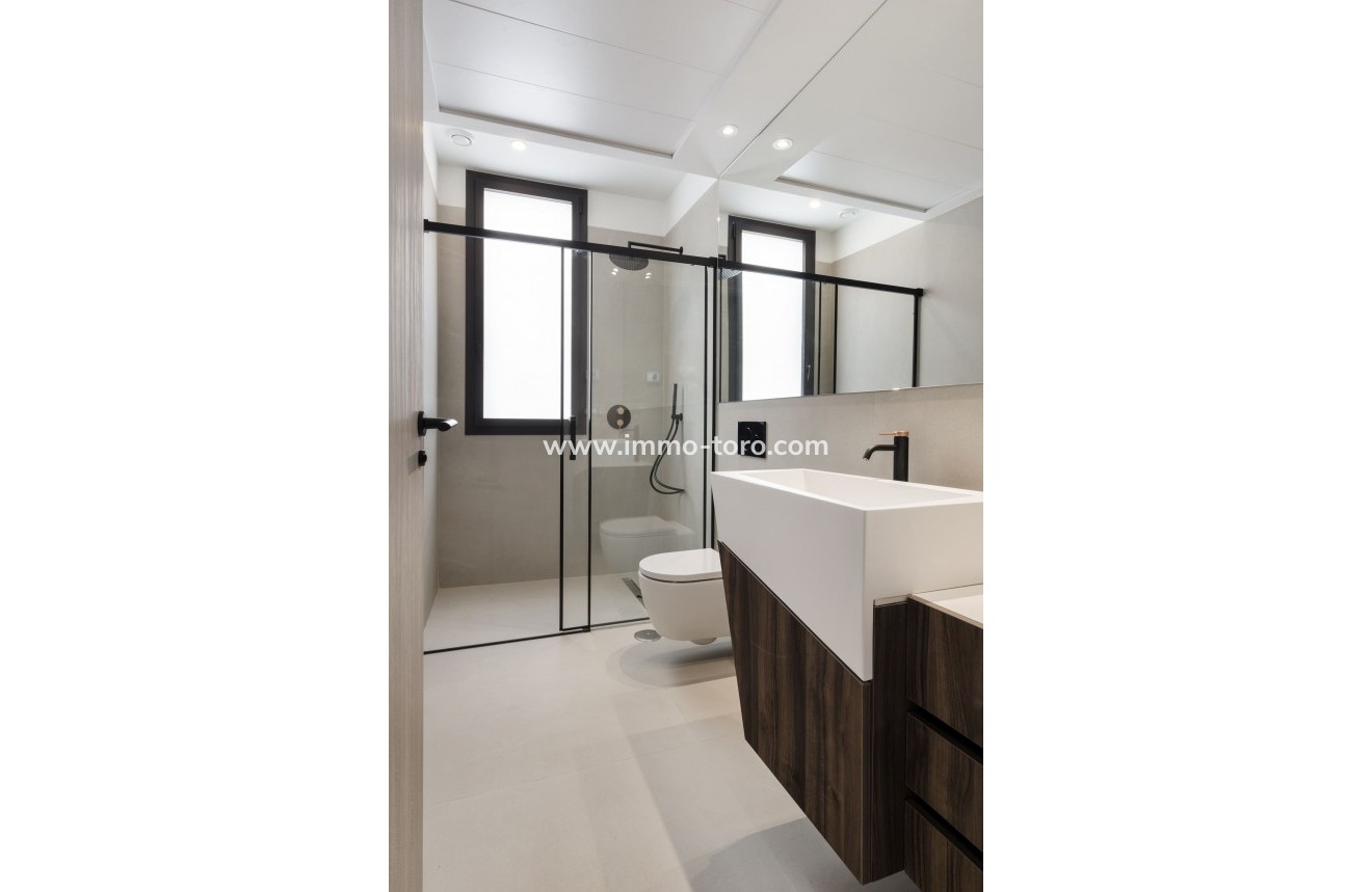 Nueva construcción  - Villa / Chalet - La Finca Golf