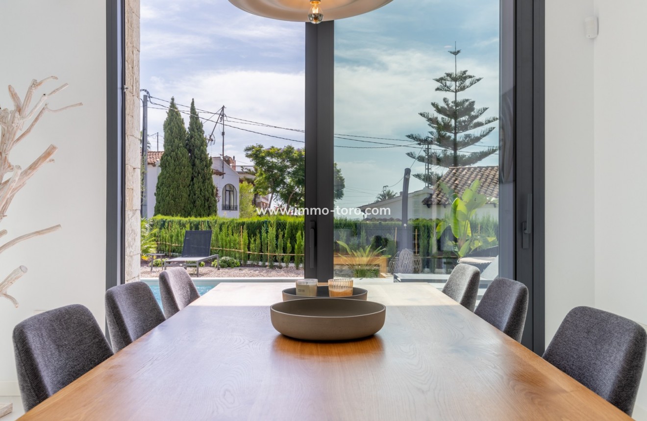 Resale - Villa - Benissa - La Fustera