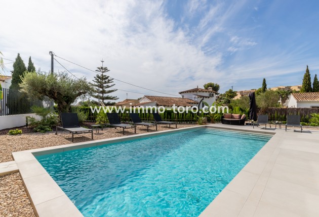 Resale - Villa - Benissa - La Fustera