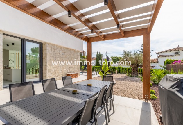 Resale - Villa - Benissa - La Fustera