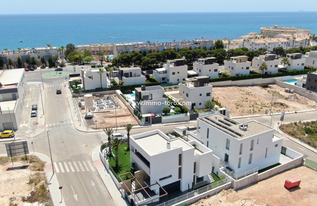 Nieuwbouw - Villa - Orihuela Costa - Campoamor
