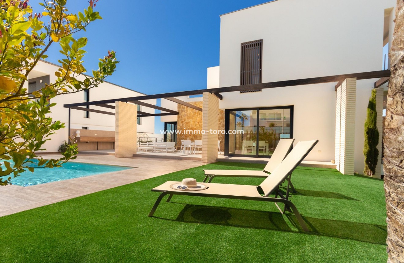 Nieuwbouw - Villa - Orihuela Costa - Campoamor