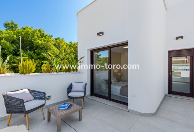 Nueva construcción  - Villa / Chalet - Pilar de la Horadada - Pilar De La Horadada