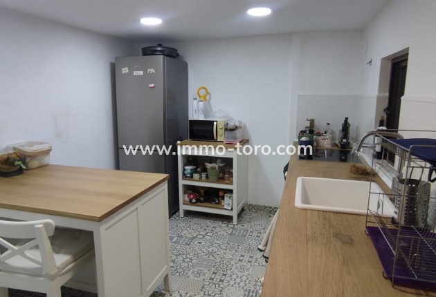 Herverkoop - Dorpshuis - Castell de Castells