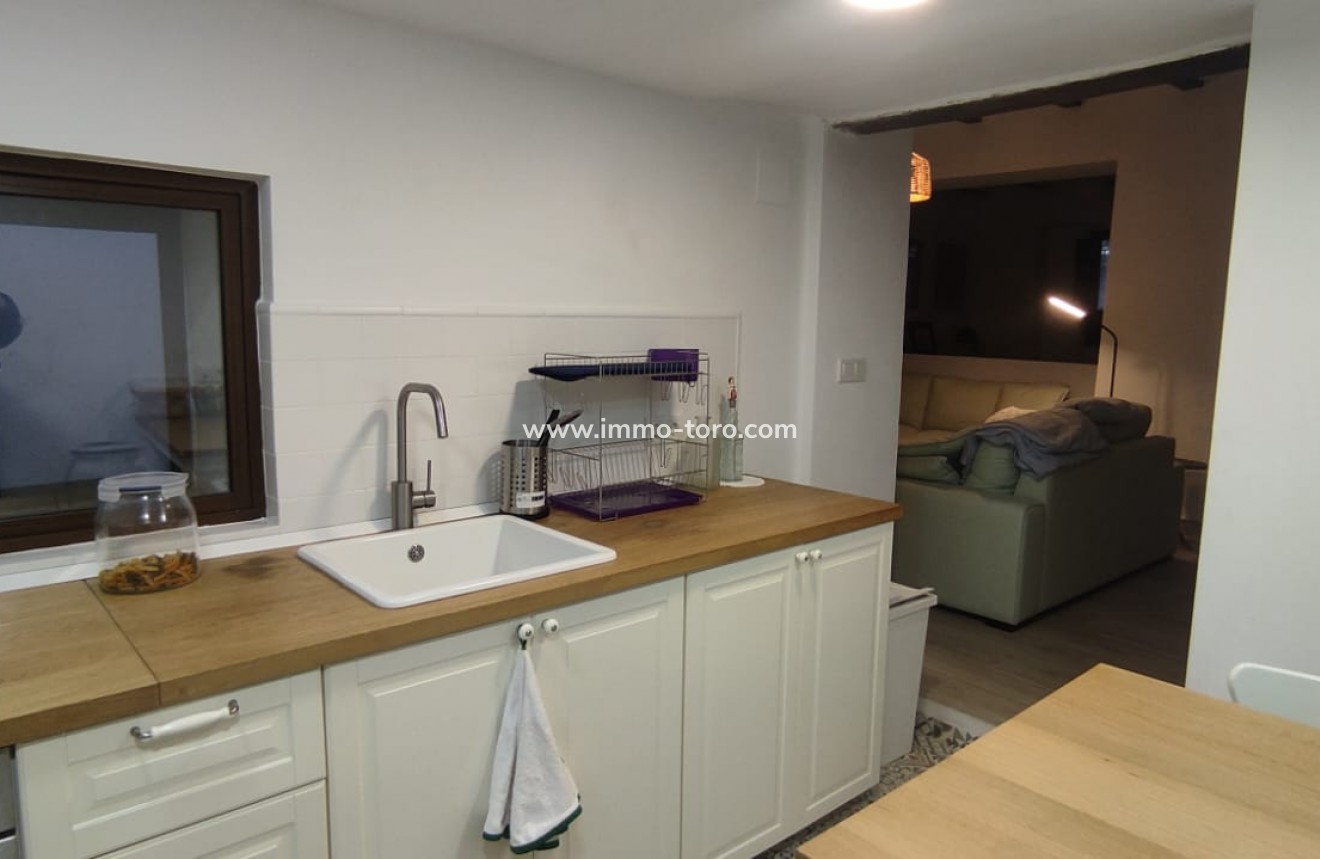 Herverkoop - Dorpshuis - Castell de Castells