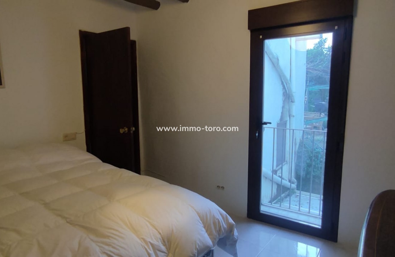 Herverkoop - Dorpshuis - Castell de Castells