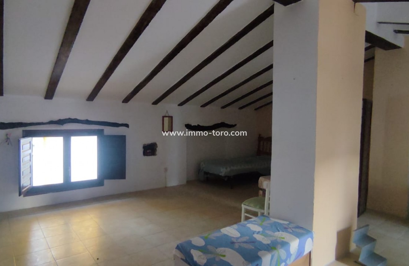 Herverkoop - Dorpshuis - Castell de Castells