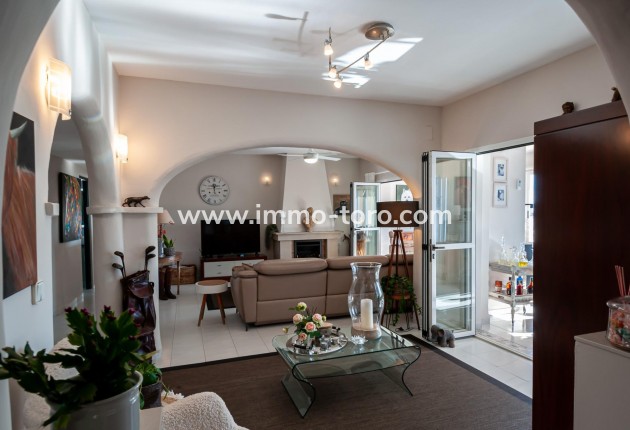 Resale - Villa - Calpe - Enchinent