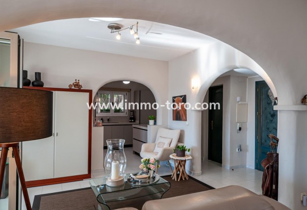 Resale - Villa - Calpe - Enchinent