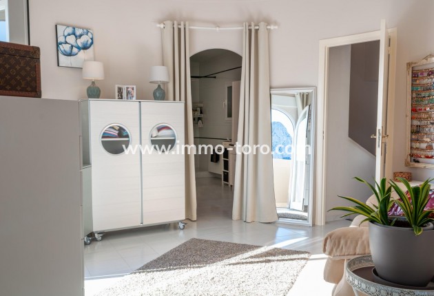 Resale - Villa - Calpe - Enchinent