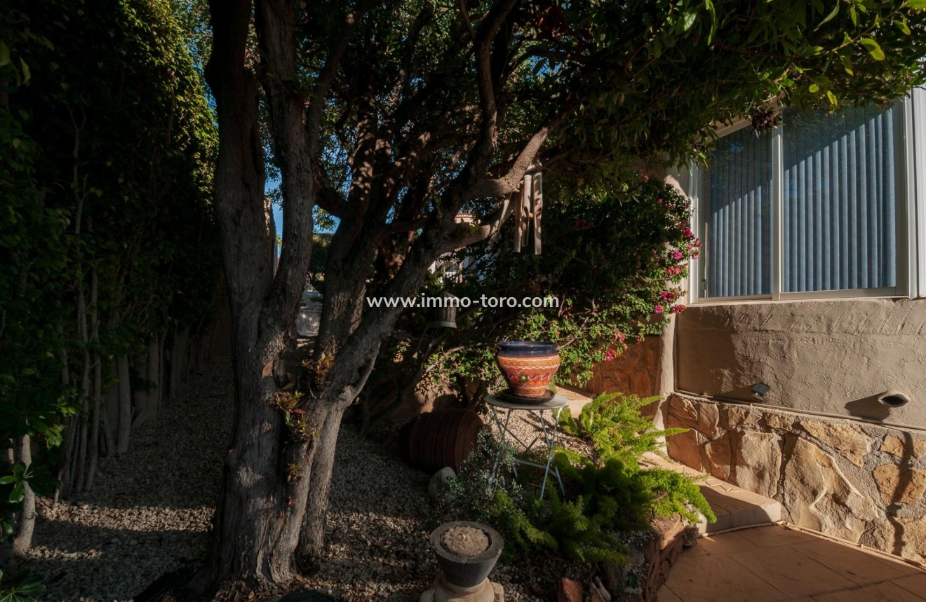 Resale - Villa - Calpe - Enchinent