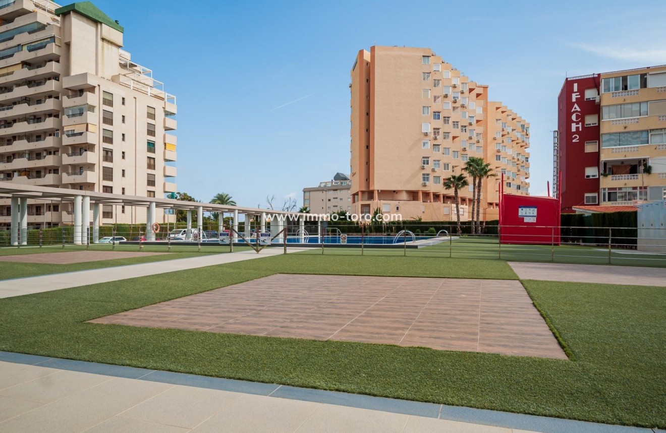 Resale - Apartment - Calpe - Playa de Fossa-Levante