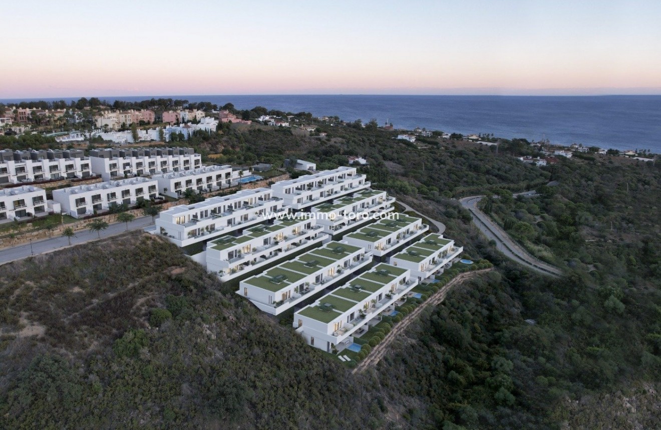 New Build - Detached house / Townhouse - Manilva - Punta chullera