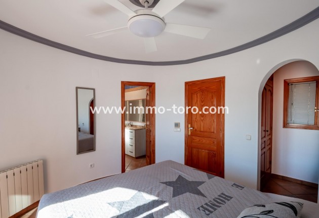 Resale - Villa - Calpe - Cometa