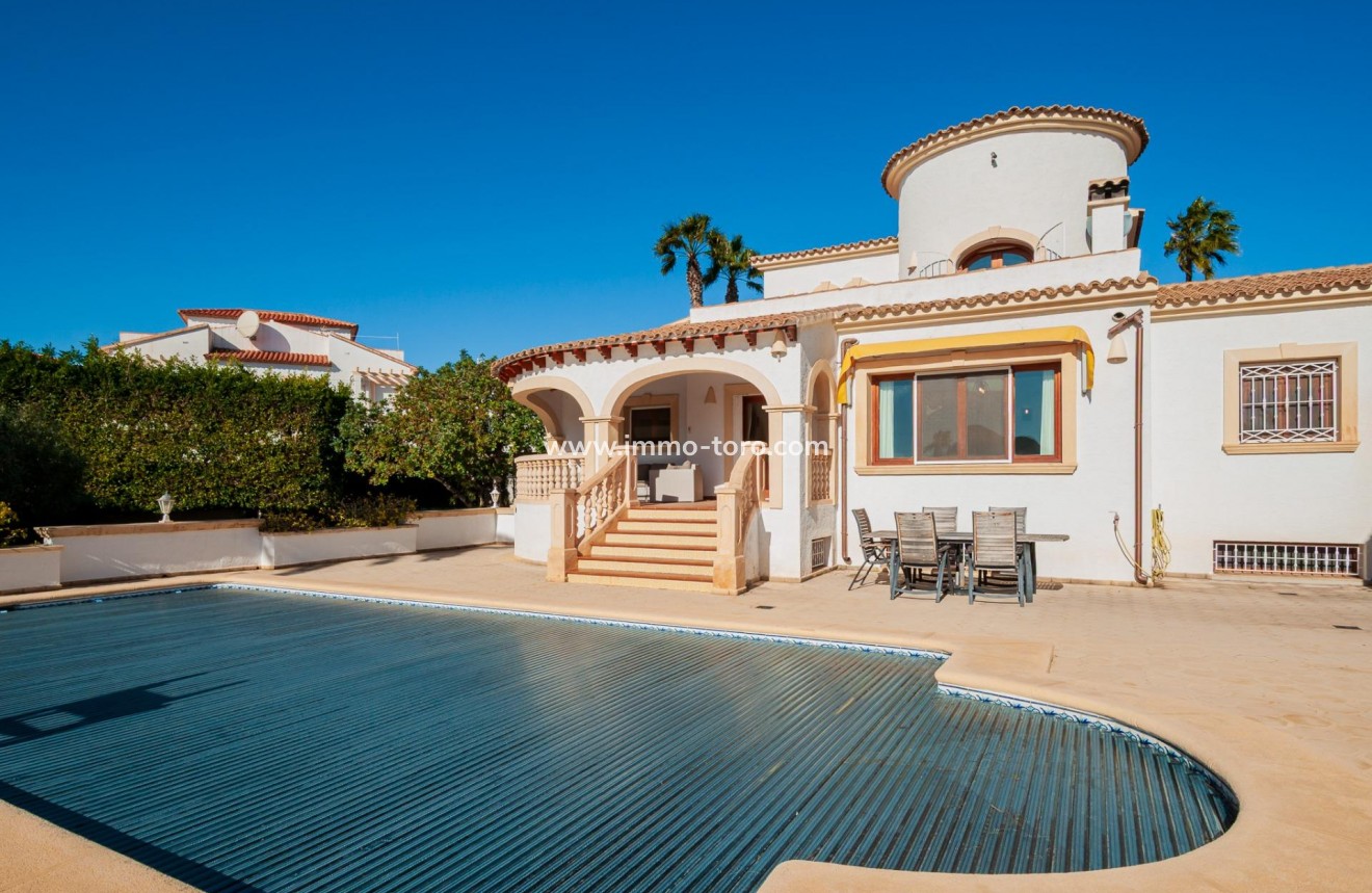 Resale - Villa - Calpe - Cometa
