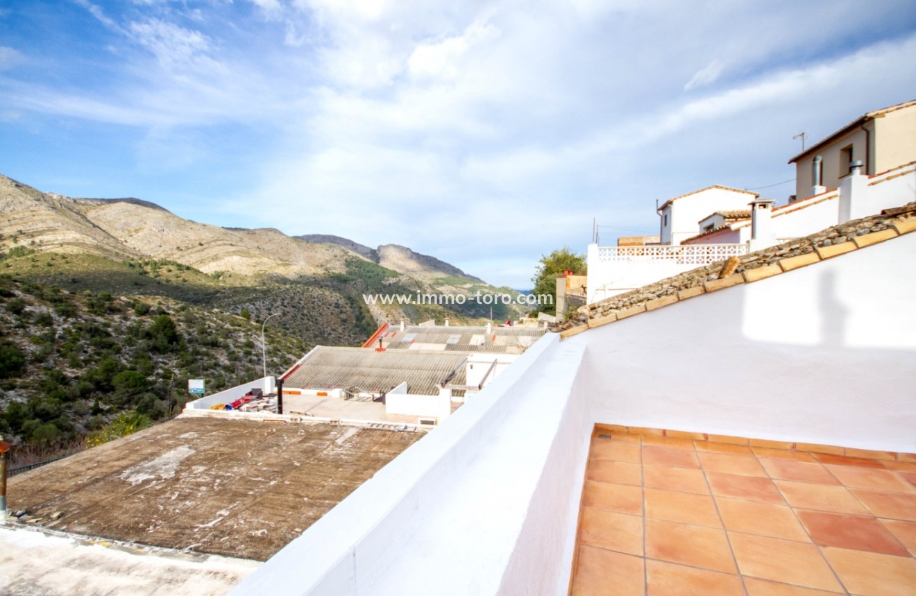 Resale - Village House - La Vall de Laguar