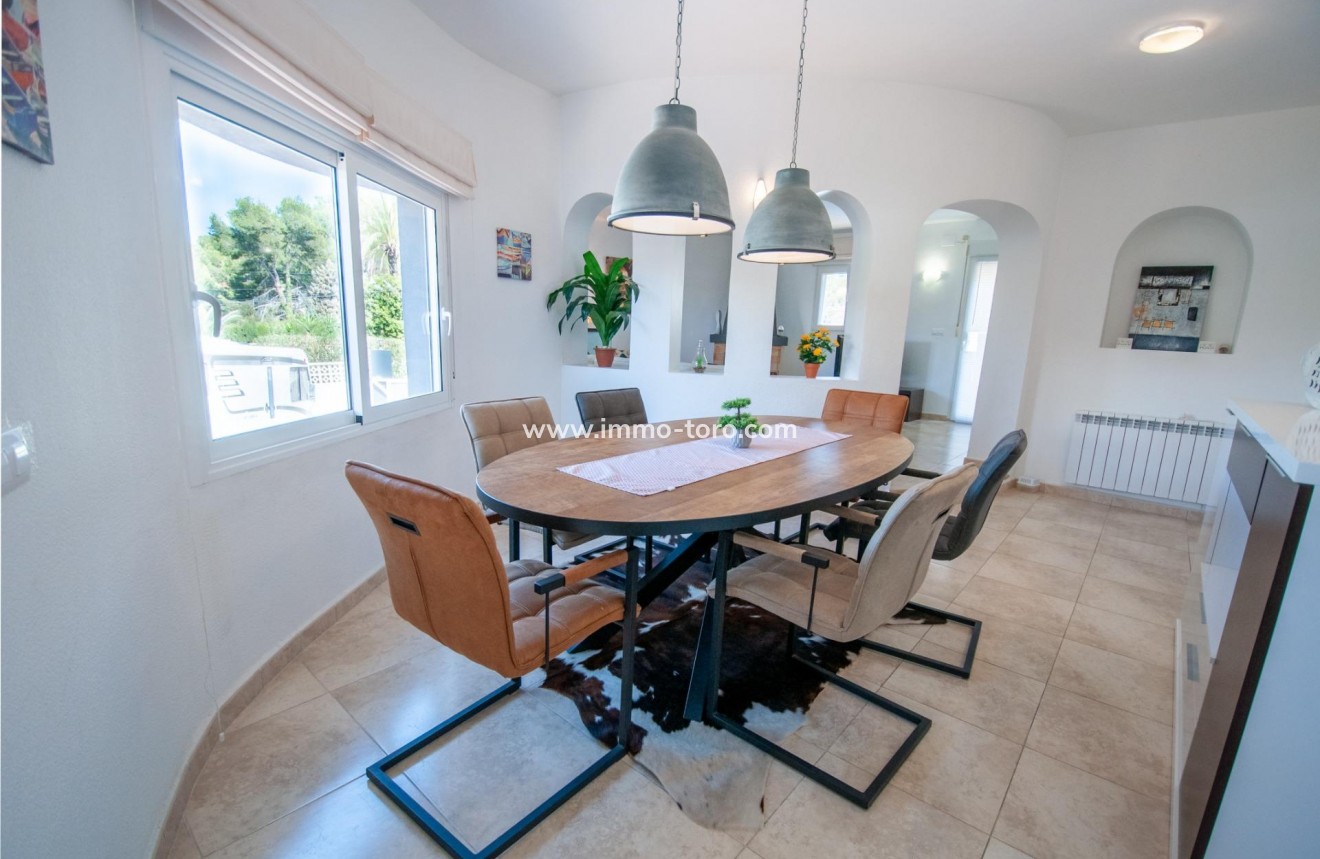 Resale - Villa - Benissa - San Jaime